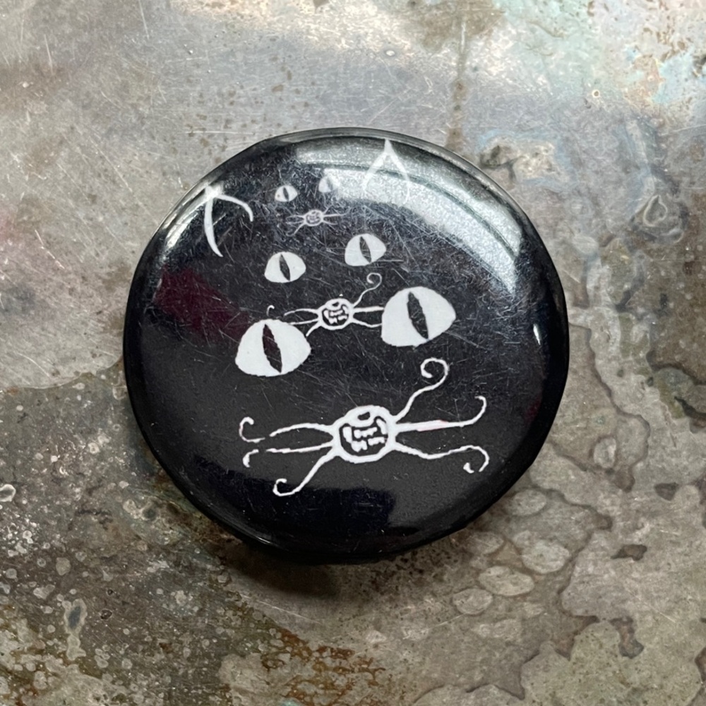 2pc Pin Set - Halloween Cute Gothic Cat Button Pin and Monochrome Eye Design pin
